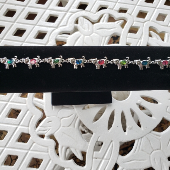 Paua Shell hand-crafted bracelet. - Picture 4 of 4